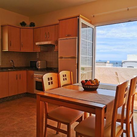 Apartamentos Brito Orzola Luaran gambar