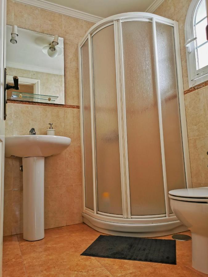 Apartamentos Brito Orzola Luaran gambar