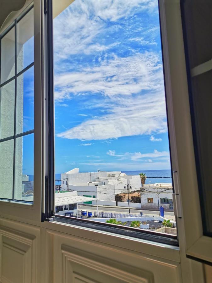 Apartamentos Brito Orzola Luaran gambar